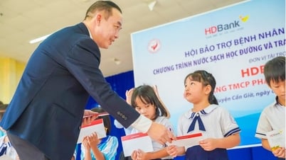 HDBank donated 2,000 charity houses in the first 5 months of the year